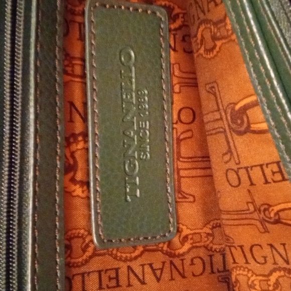 Women's Tignanello purse - Picture 2 of 5